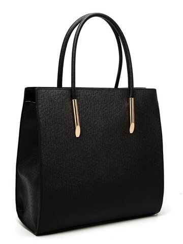 Lifestyle foto Čierna kabelka na rameno Mercy